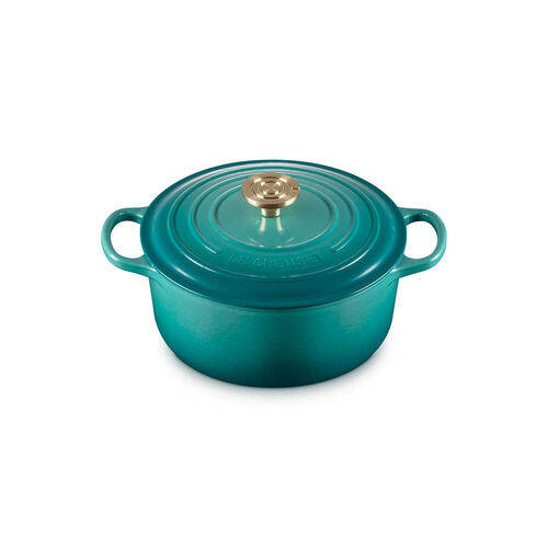 Le Creuset Signature Cast Iron Round Casserole 24cm